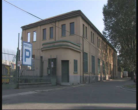 La palazzina dell'Alfa rubata al cinema
